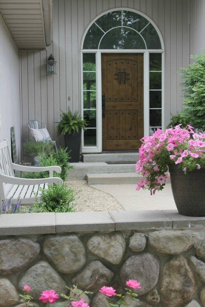 homestyle gathering 15 A front porch makeover - decorated for spring